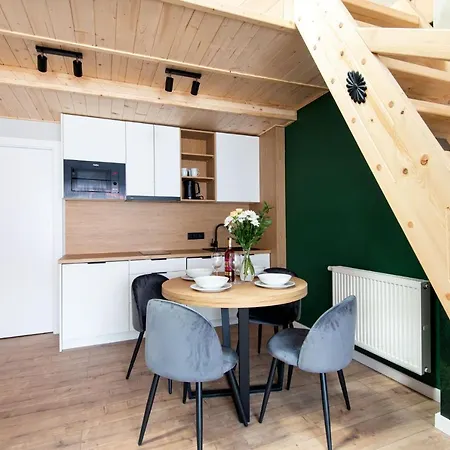 Πανσιόν Ponikiewka 3*