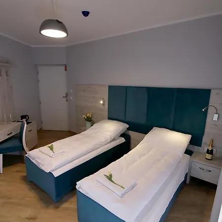 Πανσιόν Ponikiewka 3*