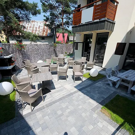 Πανσιόν Ponikiewka 3*